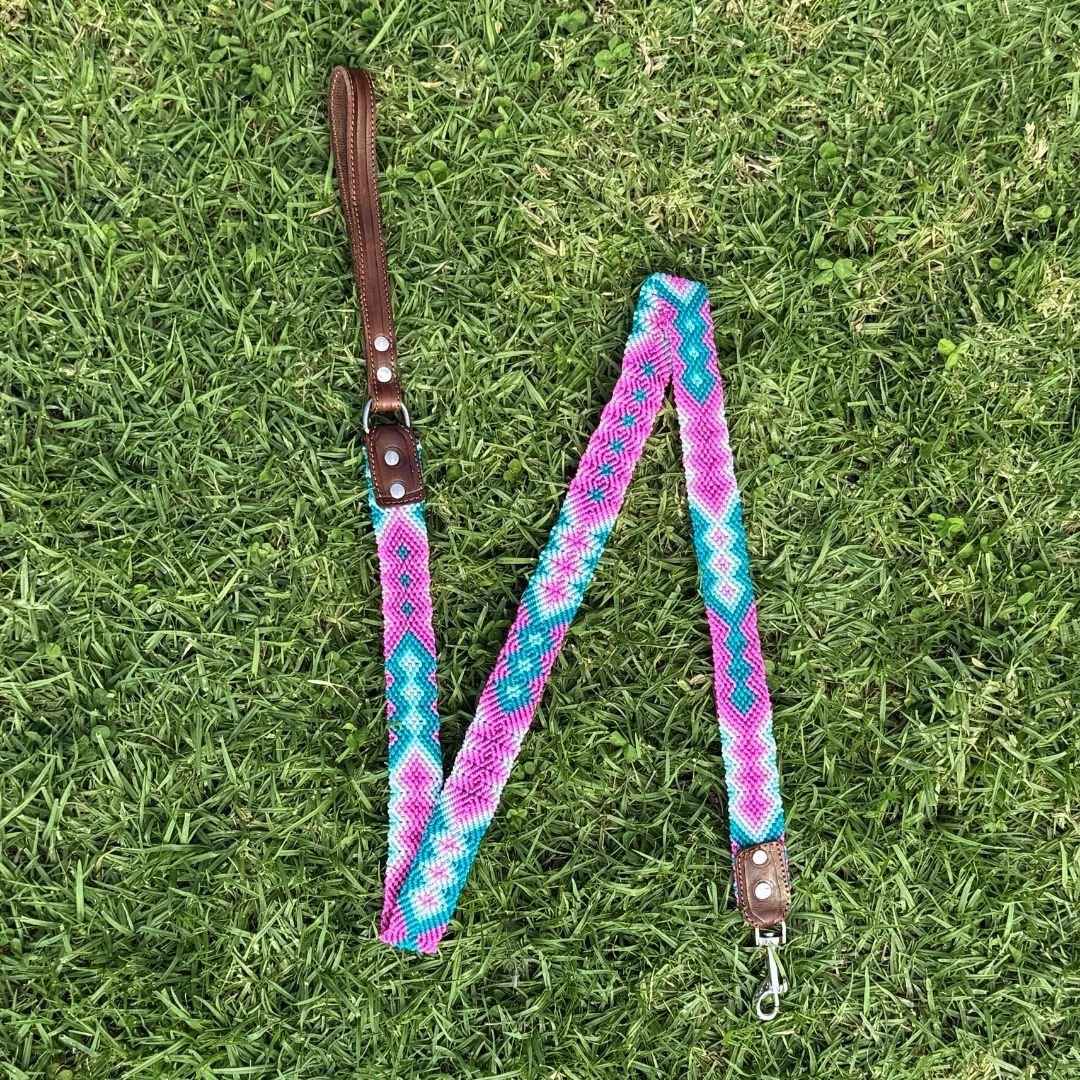 Dulce Malicia Handcrafted Dog Leash Medium