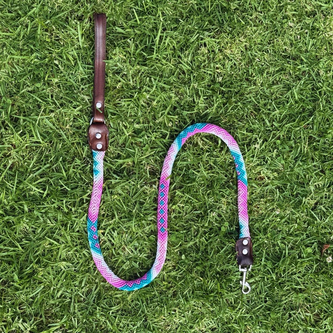 Dulce Malicia Handcrafted Dog Leash Pink Round